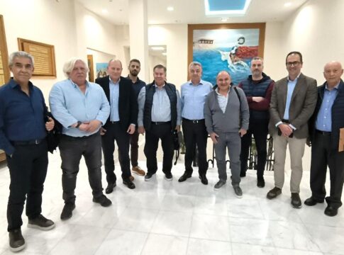 Συνάντηση Περιφερειάρχη Κρήτης με την διοίκηση του Συνδέσμου Ξενοδόχων Κρήτης