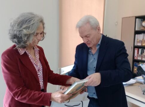 Συνάντηση του Δημάρχου Ηρακλείου Αλέξη Καλοκαιρινού με την Πρόεδρο του Σ.Ε.Γ.Α.Σ Σοφία Σακοράφα στη Λότζια