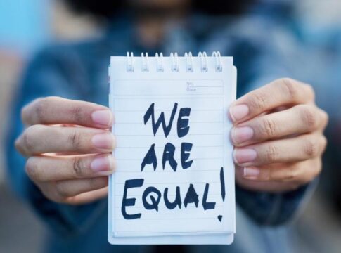 Σύνδεσμος μελών γυναικείων σωματείων Ηρακλείου: «Συνεχής εγρήγορση και θαρραλέες αποφάσεις»