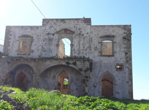 Αίτημα του Δημάρχου Πλατανιά στην Υπουργό Πολιτισμού για αποκατάσταση της Ενετικής Έπαυλης Ροδωπού