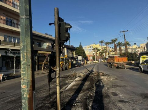 Έναν τροχονόμο ρε παιδιά!