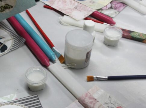 Εργαστήρι κατασκευής πασχαλινής λαμπάδας στο Καστέλλι