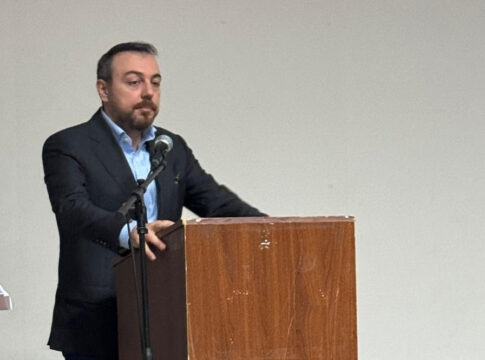 Φραγκίσκος Παρασύρης: «Κοινό μέτωπο για τη σύνδεση του νότου με το Αεροδρόμιο στο Καστέλλι»