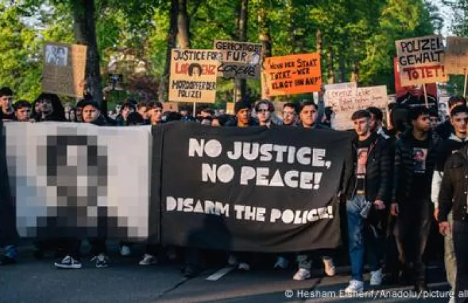 Διαδήλωση κατά αστυνομικής βίας στη Γερμανία