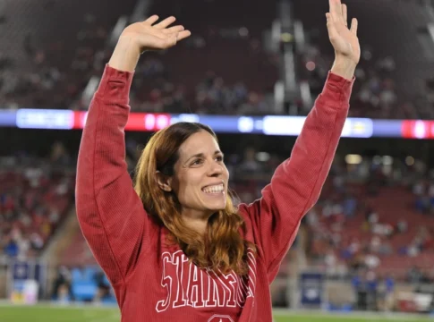 Η Κατερίνα Στεφανίδη δείχνει τη διαφορά στο σώμα της με την εγκυμοσύνη