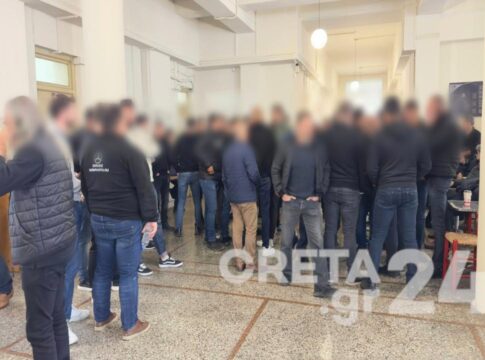 Ηράκλειο: Ενώπιον του ανακριτή ο 29χρονος για την επίθεση στον οδηγό ταξί – Γεμάτο από κόσμο το Δικαστικό Μέγαρο