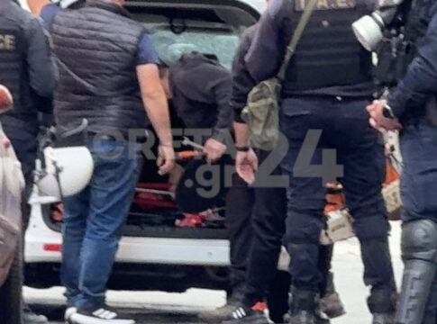 Ηράκλειο | Τι βρήκαν οι αστυνομικοί στην κατάληψη του Ευαγγελισμού – Έξι συλλήψεις