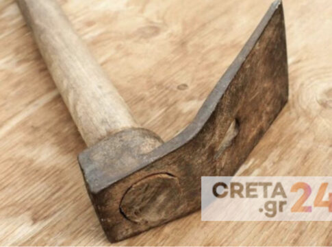 Κρήτη | Άνδρας επιτέθηκε με σκεπάρνι σε ψάλτη – Απείλησε και την παπαδιά