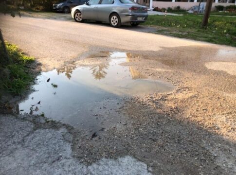 Κρήτη: Παραλιακό μέτωπο γέμισε λύματα (βίντεο)