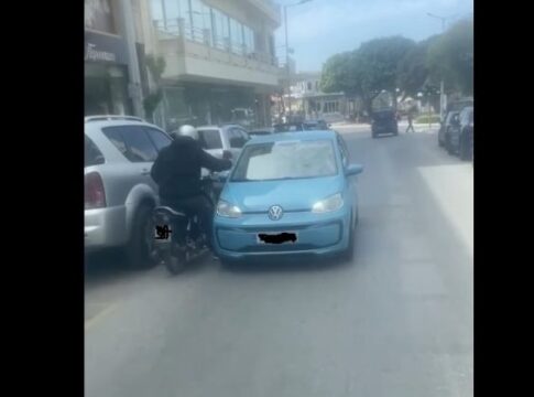 Κρήτη | Πήγαινε ανάποδα στο δρόμο και τον έδιωξε «ψύχραιμος» οδηγός δίκυκλου!
