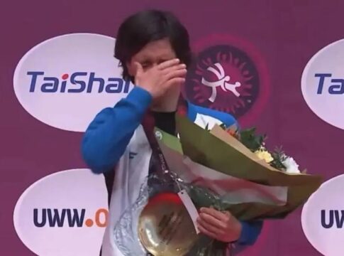 Μαρία Πρεβολαράκη: Τα δάκρυα στην απονομή του χρυσού μεταλλίου στο ευρωπαϊκό πάλης