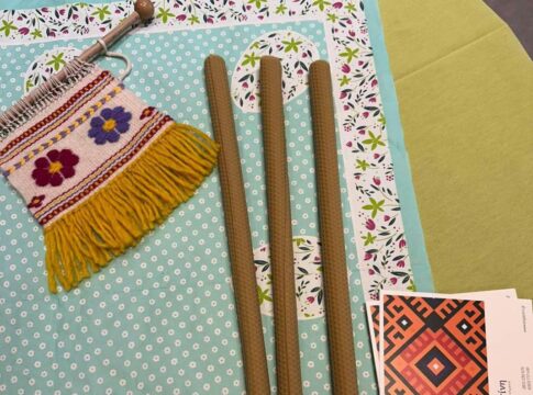 Μεγάλη συμμετοχή παιδιών στο εργαστήριο κατασκευής λαμπάδας στον Πολυχώρο της Δημοτικής Πινακοθήκης του Δήμου Ηρακλείου