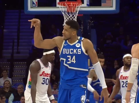 ΝΒΑ: Απίστευτη εμφάνιση του Αντετοκούνμπο με 35 πόντους, 17 ριμπάουντ και 20 ασίστ στη νίκη των Μπακς στη Φιλαδέλφεια