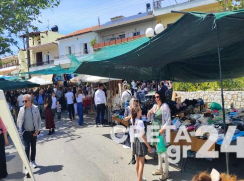 Πλήθος κόσμου στο παζάρι στις Βουκολιές