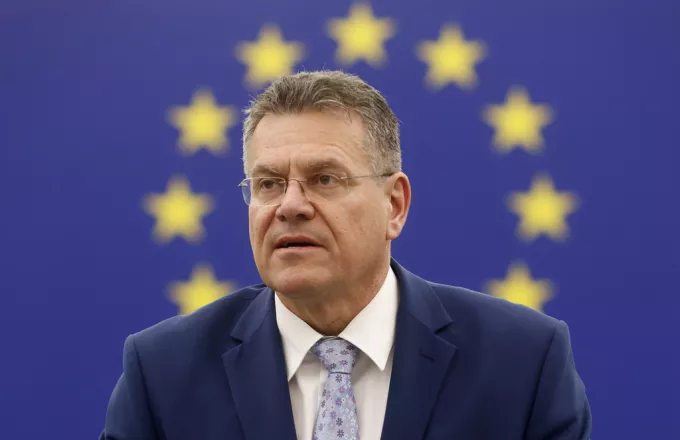 Μάρος Σέφκοβιτς