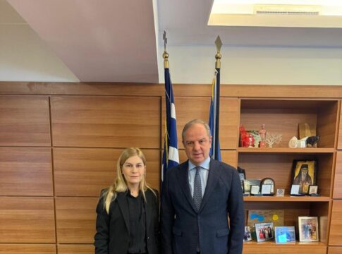 Συνάντηση Σεβης Βολουδάκη με Διονύση Σταμενίτη για την στήριξη της καστανοκαλλιέργειας στο νομό Χανίων