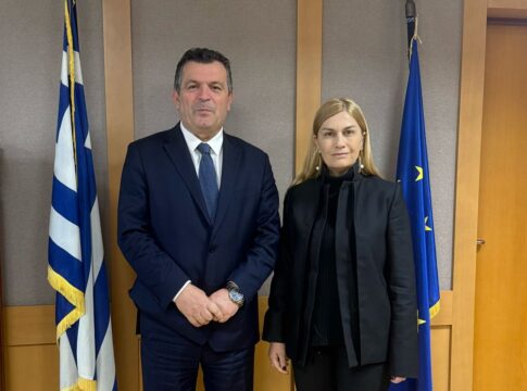 Συνάντηση της Σέβης Βολουδάκη με τον Υφυπουργό Ψηφιακής Διακυβέρνησης για το Κτηματολόγιο