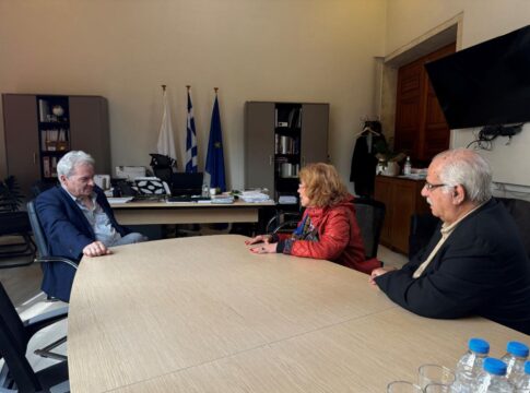 Συνεχίζονται οι επαφές του Δημάρχου Ηρακλείου Αλέξη Καλοκαιρινού με φορείς της πόλης