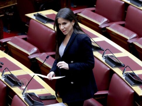 Ελένη Βατσινά: “Κανένα σχέδιο δράσης από την Πολιτεία για τη λειψυδρία”
