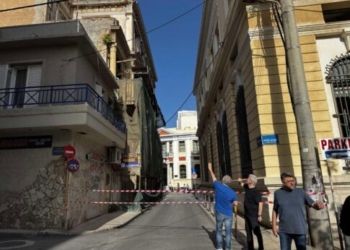 Επικοινωνία Λέκκα – Καλοκαιρινού: Εκτιμά ότι είναι ο κύριος σεισμός ο Πρόεδρος του ΟΑΣΠ