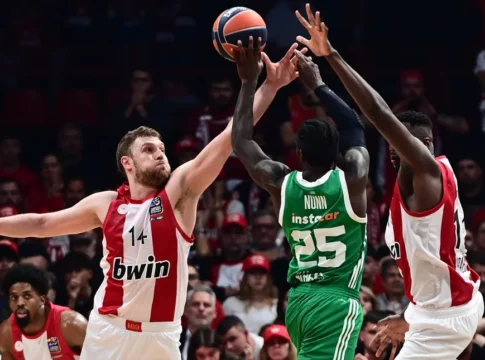 Final Four: Μεγάλες μάχες Παναθηναϊκού AKTOR και Ολυμπιακού για μια θέση στον τελικό -Ποιοι θα σφυρίξουν τους «αιώνιους»