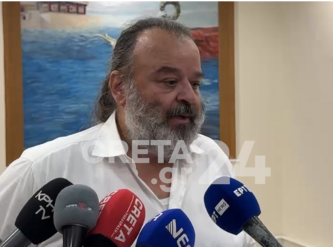 Ηλιόπουλος για μετακίνηση φιλάθλων του ΟΦΗ στον τελικό: «Θα βάλουμε ταχύπλοο – Να κερδίσει ο καλύτερος» (βίντεο)