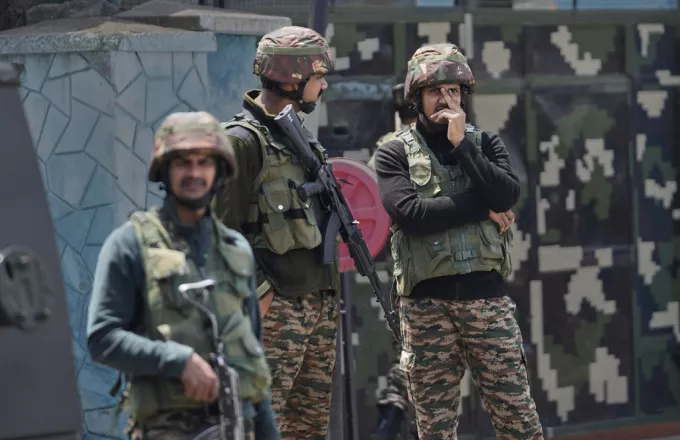 Ινδία: Αναφορές για νέες εκρήξεις, ενώ η διεθνής κοινότητα κρατάει την ανάσα της