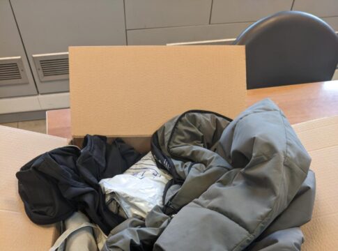 Ηράκλειο: Δύο τα δέματα με ναρκωτικά από τον κούριερ – Χειροπέδες σε δύο άτομα