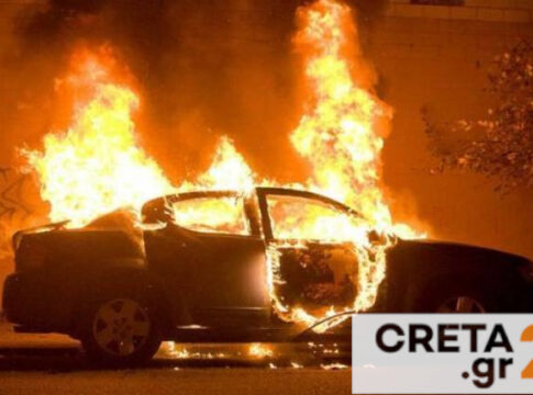 Kρήτη: «Λαμπάδιασε» σταθμευμένο αυτοκίνητο