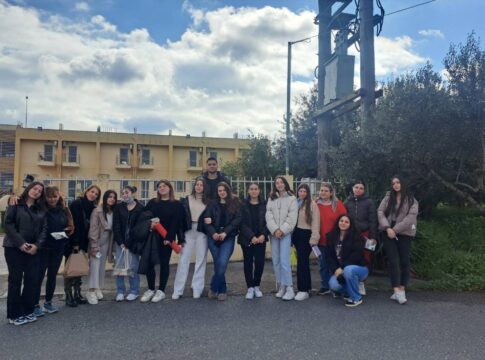 Λύκειο Καστελλίου – Δράσεις Ενεργού Πολίτη: «Γέφυρες ζωής και γνώσης – Ιστορίες να ακουστούν»