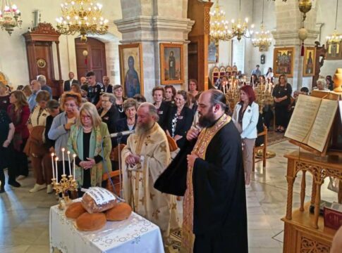 Ο «Σύνδεσμος Μελών Γυναικείων Σωματείων Ηρακλείου και Ν. Ηρακλείου» τίμησε την Παγκόσμια Ημέρα της Μητέρας
