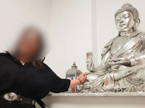 Πάνω από 50 τα θύματα της πρώην δημοσιογράφου που έταζε ταξίδια αρπάζοντας τις προκαταβολές – 160.000 ευρώ τα κέρδη της