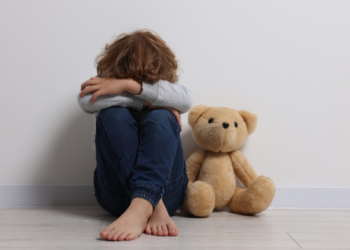 Σωματική τιμωρία στα παιδιά: Προκαλεί προβλήματα συμπεριφοράς και υγείας