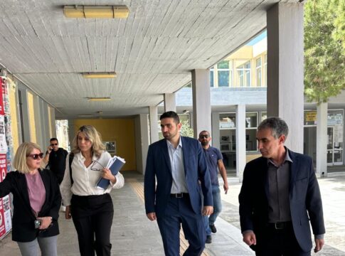 Στη ΣΑΕΚ Ηρακλείου με την Υφυπουργό Τουρισμού Άννα Καραμανλή ο Κωνσταντίνος Κεφαλογιάννης
