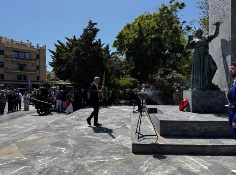 Στις εκδηλώσεις για τον εορτασμό της Μάχη της Κρήτης ο Χάρης Μαμουλάκης