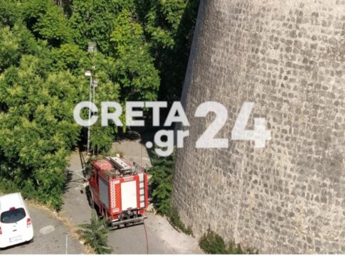 Συναγερμός για φωτιά στο κέντρο του Ηρακλείου – Εικόνες