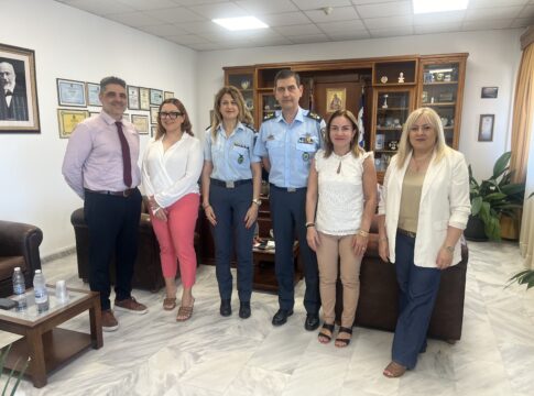 Συνάντηση του Εμπορικού Συλλόγου Χανίων με την Αστυνομική Διεύθυνση και την Τροχαία Χανίων