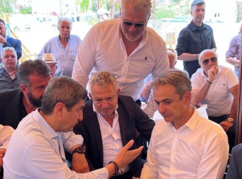 Συζήτηση του Δημάρχου Φαιστού με τον Πρωθυπουργό για θέματα που αφορούν τη Μεσαρά