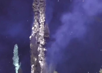 Τεράστιο υποθαλάσσιο ηφαίστειο αναμένεται να εκραγεί