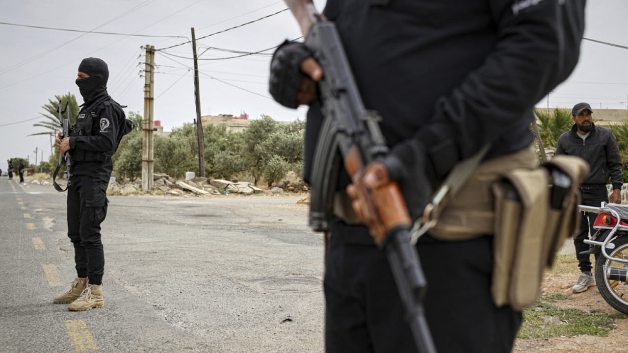 Το Ισλαμικό Κράτος αναλαμβάνει για πρώτη φορά την ευθύνη για επίθεση εναντίον των δυνάμεων της νέας εξουσίας στη Συρία