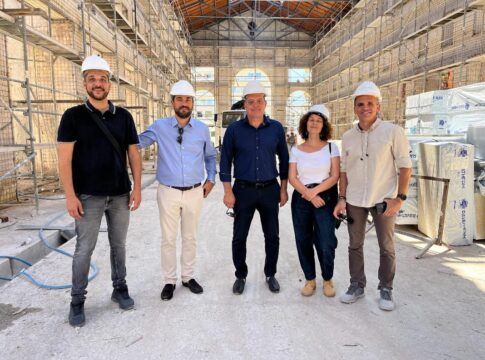 Αυτοψία Σημανδηράκη στη Δημοτική Αγορά Χανίων: «Προχωράμε εντατικά, στόχος μας μια νέα εποχή για την Αγορά και την τοπική επιχειρηματικότητα»