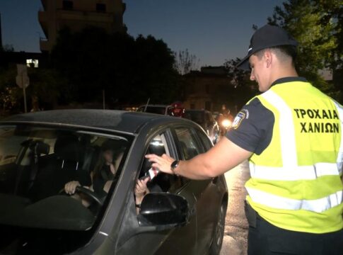 Δράση ενημέρωσης και πρόληψης για την Οδική Ασφάλεια στα Χανιά – Διανεμήθηκαν αλκοολόμετρα στους οδηγούς