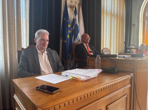 Ενημέρωση του Δημοτικού Συμβουλίου από τον Αλέξη Καλοκαιρινό για τις προτάσεις αξιοποίησης της έκτασης του αεροδρομίου «Νίκος Καζαντζάκης»