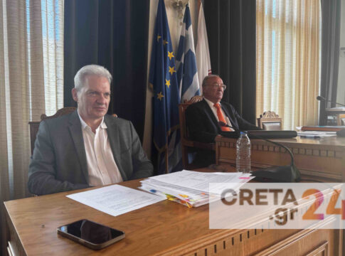 Ενότητα στο δημοτικό συμβούλιο για την απένταξη του Πολιτιστικού
