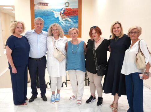 Επίσκεψη της διοίκησης του πολιτιστικού συλλόγου Αρκαλοχωρίου στον Περιφερειάρχη Κρήτης
