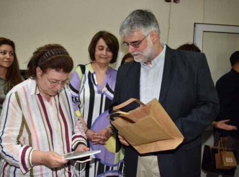 Επίσκεψη της Υπουργού Πολιτισμού Λίνα Μενδώνη στη Δομή Ξυλοτεχνίας στο ΕΛΜΕΠΑ