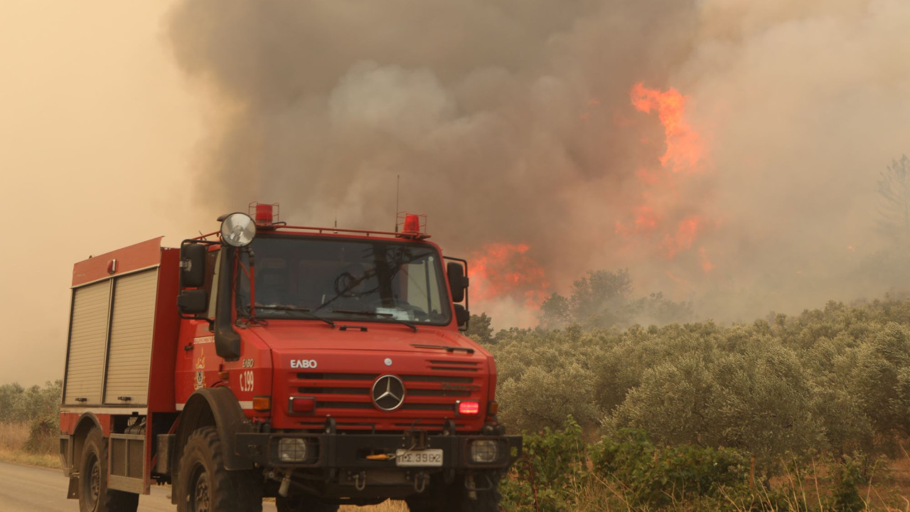 Φωτιά στην περιοχή των Αχαρνών