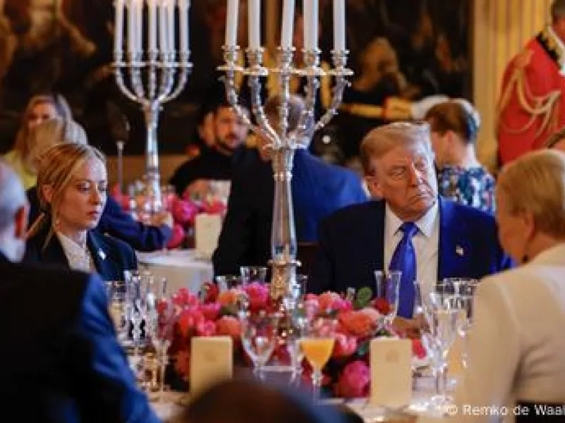 Μελόνι Τραμπ ΝΑΤΟ τραπέζι