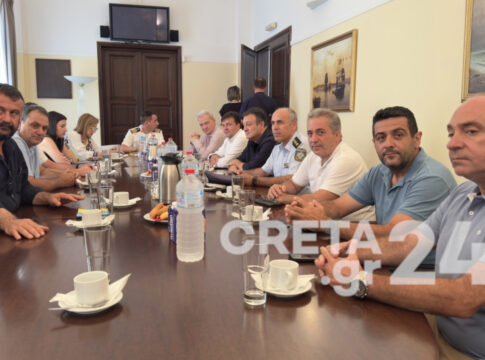 Ηράκλειο: Κεκλεισμένων των θυρών η έκτακτη σύσκεψη για το μεταναστευτικό