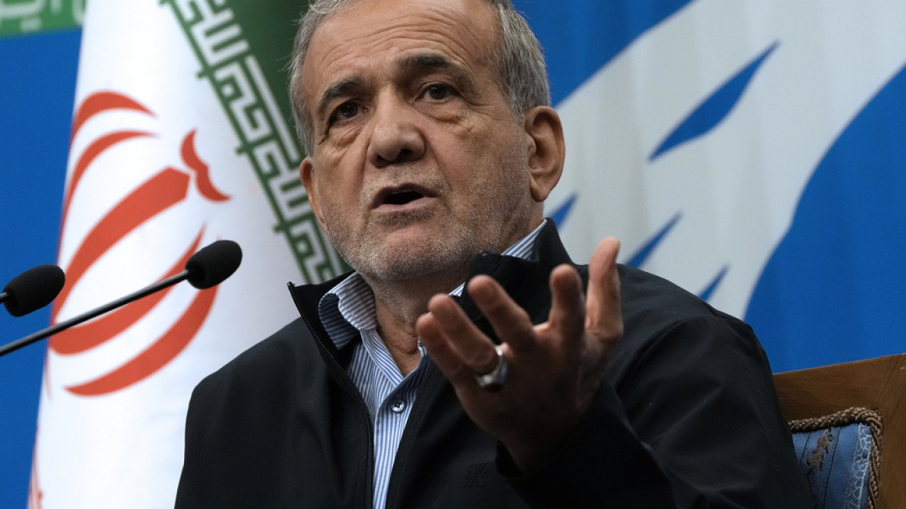 Ιράν: Ο Πεζεσκιάν προειδοποιεί για «ισχυρότερη» απάντηση